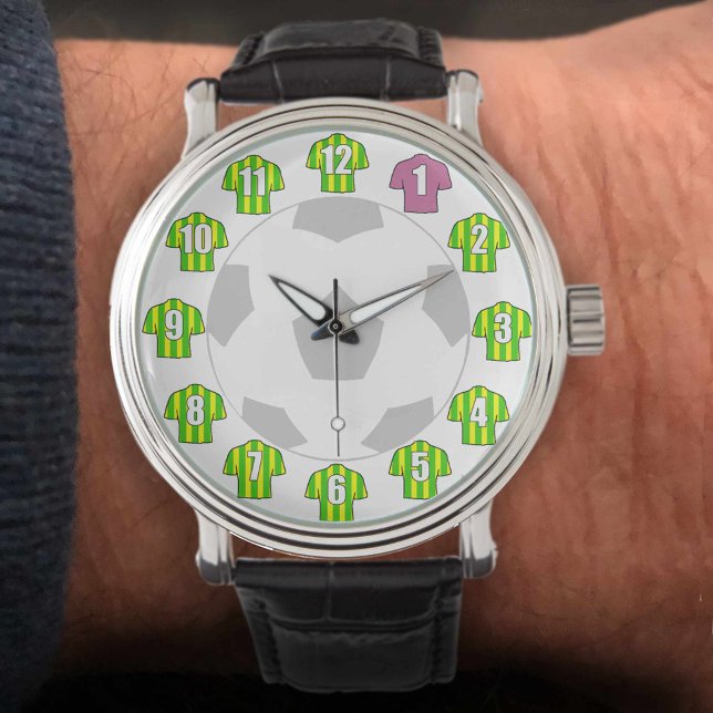 Fotbollsbevakning - med Grönt och Gult Armbandsur (Skapare uppladdad)