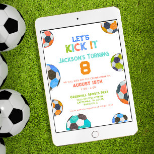 Fotbollsinbjudan Låt oss Kick it Boys Birthday-inb Inbjudningar