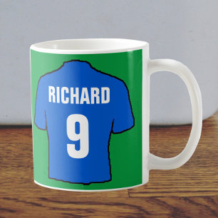 Fotbollskjortans design i blått. kaffemugg