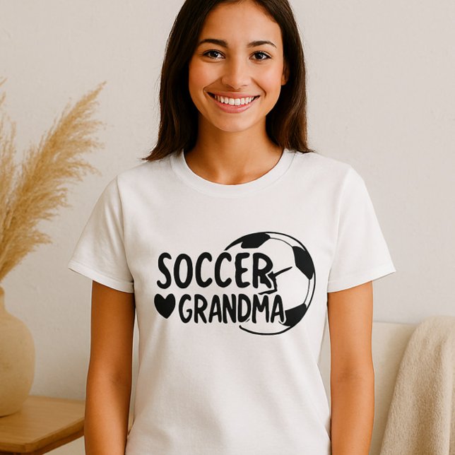Fotbollsmormor - Cute Heart & Boll Design T Shirt (Skapare uppladdad)