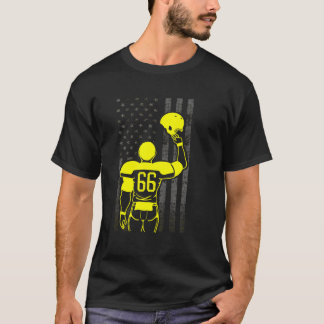Fotbollsnummer 66 Gult Flagga i fotbollsspelare T Shirt