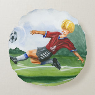 Fotbollsspelaren Kickar en Boll av Jay Throckmorto Rund Kudde