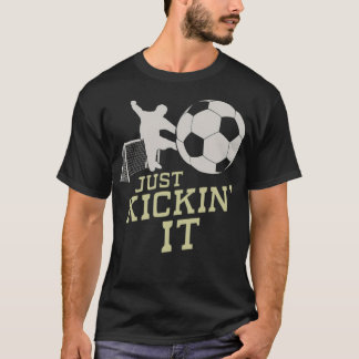 Fotbollsspelaren Kickin spelar fotboll T Shirt