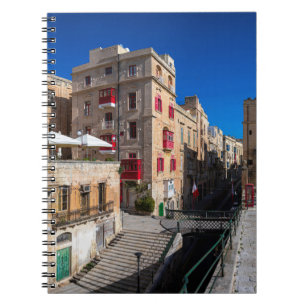 Fotbro, smal gata med trappor i Valletta Anteckningsbok