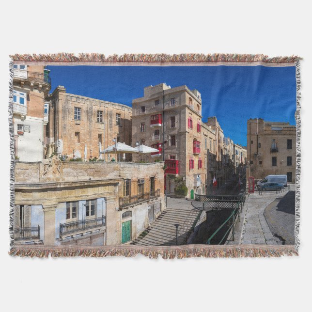 Fotbro, smal gata med trappor i Valletta Filt (Framsidan)