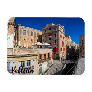 Fotbro, smal gata med trappor i Valletta Magnet