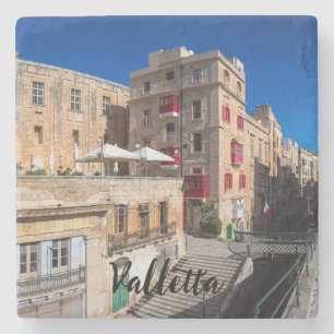Fotbro, smal gata med trappor i Valletta Stenunderlägg