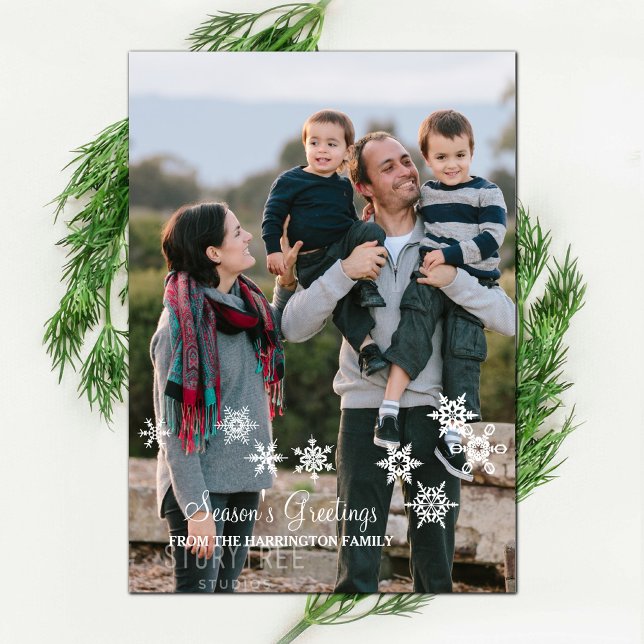 Fotkort för Helgdag i Elfenbenskusten Elegant Snöf Julkort (Ivory Elegant Snowflakes Holiday Photo Card)