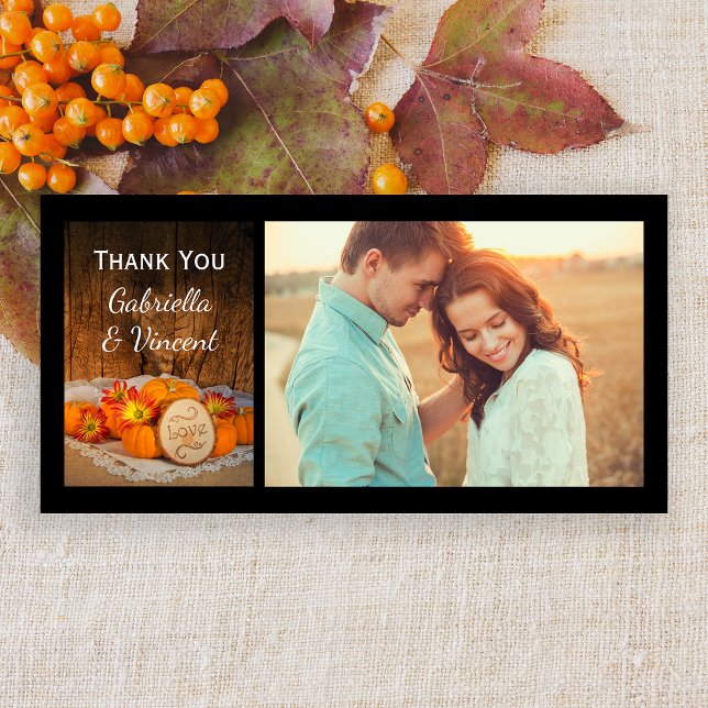 Fotkort för Rustic Pumpkins Fall Wedding Tack Kort (Say thanks after your Autumn event with the Rustic Pumpkins Fall Thank You Photo Card.)