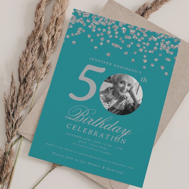 Foto 50:e födelsedag Silver Konfetti Turkos Inbjudningar (Photo 50th Birthday Silver Confetti Turquoise Invitation)