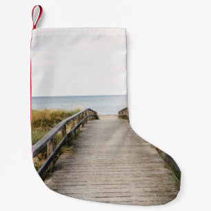 FOTO AV GRÅTT WOODEN BRIDGE LITEN JULSTRUMPA