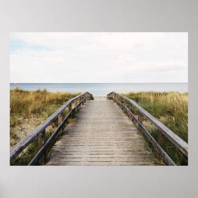 FOTO AV GRÅTT WOODEN BRIDGE POSTER (Framsidan)