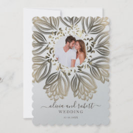 Foto av Metallic Silver och Guld Blommigt Bröllop Inbjudningar