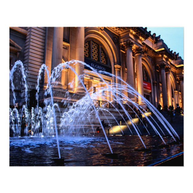 Foto av Metropolitan Museum of Art (nedan kallat M (Framsidan)