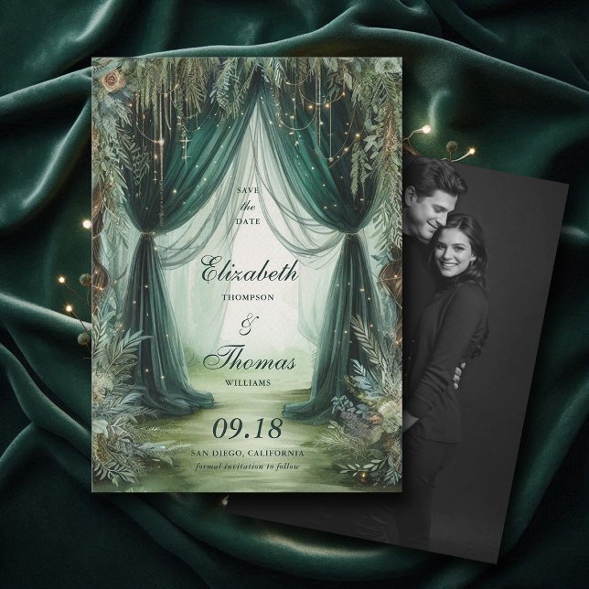 Foto av Moody kalligrafi av skogen i Bröllop Spara Datumet (enchanted forest woodland wedding save the date calligraphy fairy tale elegant moody emerald green)