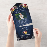 Foto av Rustic Bröllop Blue Wood Blommigt Ljus Snö