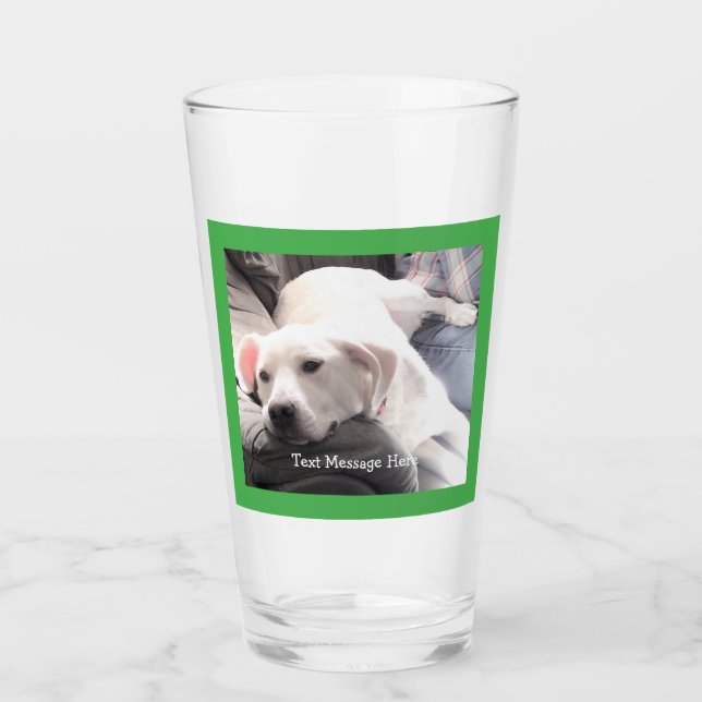 Foto av Trött Hund som återställer bredvid Bästa v Glaskopp (Framsida)
