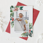 Foto av Watercolor Hollies Faux Guld Glad helg<br><div class="desc">Skicka din kära helgdag till dig den här säsongen med det vackra Glad helg-fotokortet. Den har vattenfärgshollier,  faux guld-folie-accenter,  matchande helgdag och modern typografi. Texterna är helt redigerbara. Anpassa det här holly-helgdag-fotokortet genom att lägga till ditt foto,  namn och år.</div>