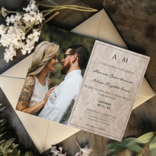 Foto Beige Damask Monogram bröllopsinbjudan Inbjudningar
