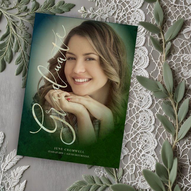 Foto de graado moderno con un guión elegante de (Skapare uppladdad)