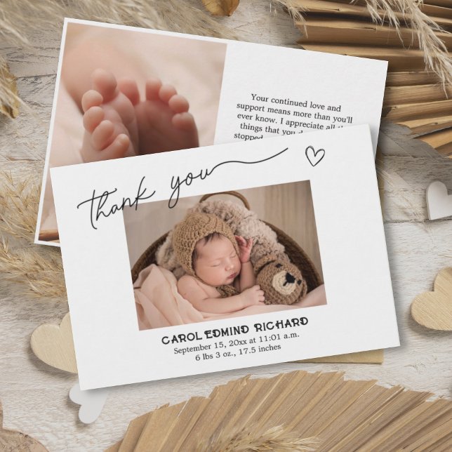 Foto för babyskor för födelsestatistik tack kort (Skapare uppladdad)