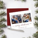 Foto för enkel röd God jul i BUDGET<br><div class="desc">BUDGET Rustic Red Simple Script Modern God jul Photo Helgdag Card med två av dina favoritfoton och ett enkelt skript med elegant God jul hälsning. Baksidan är försedd med en festlig, vinterröd bakgrund. Perfekt för dina helgdagskort i år! **Vårt papper i BUDGETEN är mindre, ljusare och känsligare, men ändå vackert!...</div>