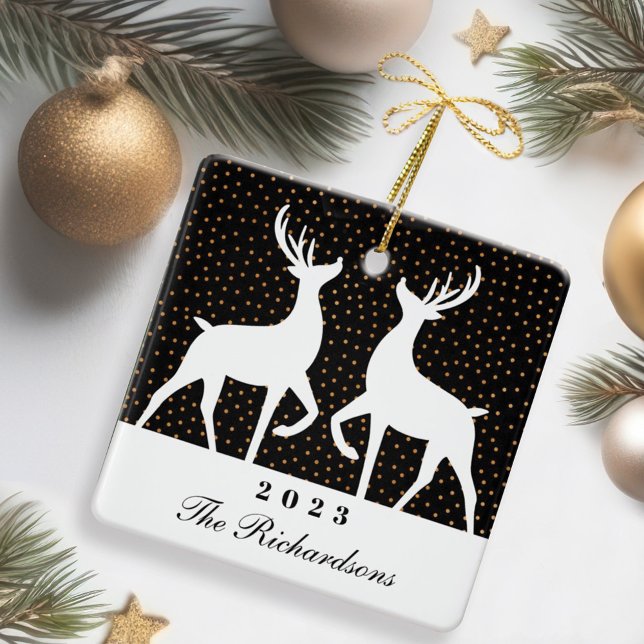Foto för familjen Black & Guld Confetti Reindeer J Julgransprydnad Keramik (Black & Gold Confetti Reindeer Joy Family Photo Ceramic Ornament)