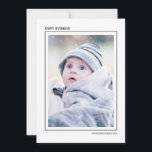 Foto för familjen Black & White Stripe Lycklig Han Julkort<br><div class="desc">Snyggt och söta fotokort är perfekt för alla dina vänner och din familj den här julhelgen. Anpassa texten "lycklig hanukah" med din egen hälsning och byt ut familjen namn och året och byt ut ut bild mot ett foto av dina barn, husdjur eller hela familjen. Utformningen har en svart gräns...</div>