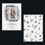 Foto för familjen Mini Modern Winter God jul Anteckningskort<br><div class="desc">Vi presenterar vårt Mini Modern Winter God jul Family Photo Note Card! Det här vackra 3, 5 x 2, 5-kortet har ett foto från din favoritfamilj, med God jul i ett populärt, handskrivet kalligrafi och serif font duo. Den är förskönad med handmålad vattenfärg botanisk grey och vintern inslag som gräs...</div>