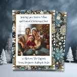 Foto för Festive Vibes och julCheer-familjen Julkort<br><div class="desc">Personlig julkort med familjefoto. Söt blue och guld snöflingor helgdag-bakgrund.</div>
