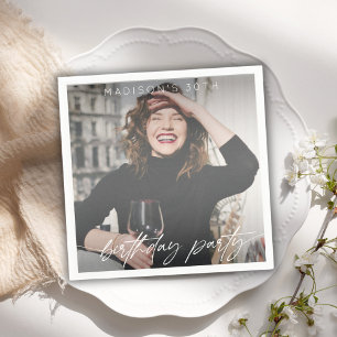 Foto för modern Födelsedagsfest i skript Pappersservett