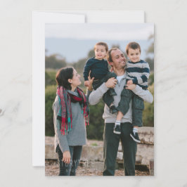 Foto för roligtens familj på nytt - ett vanligt ko julkort