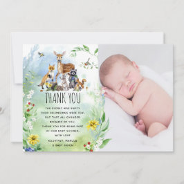 Foto för spädbarn i skogen för skoldjur tack kort