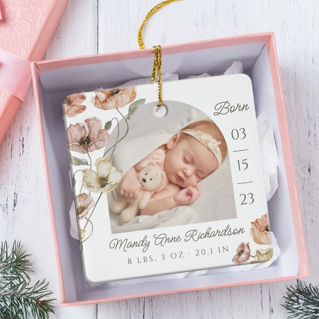 Foto för vattenfärgsisländska vallmo Baby Birth St Julgransprydnad Keramik (Watercolor Icelandic Poppy Baby Birth Stats Photo Ceramic Ornament)