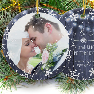 Foto Första jul som Mr. och Mrs. Rustic vintertid Julgransprydnad Keramik