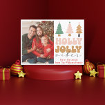 foto från holly vibes retro vintage christmas julkort<br><div class="desc">snyggt jolly vibes retro vintage christmas-fotokort för Helgdag. Den här typen av kort är perfekt för dem som kärlek nostalgi och vintage estetik.</div>