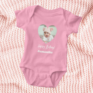Foto hjärta namn födelsedag babyflicka rosa t shirt
