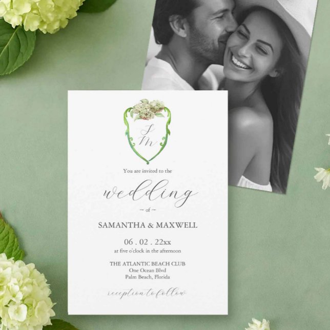 Foto Hortensia Bröllopsmonogram Inbjudningar (wedding monogram invitations with green and white hydrangeas by Victoria of Do Tell A Belle)