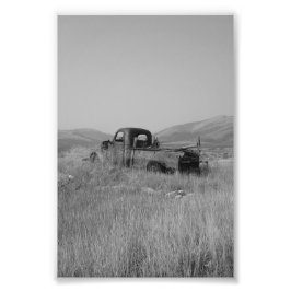 foto lastbil i gräs