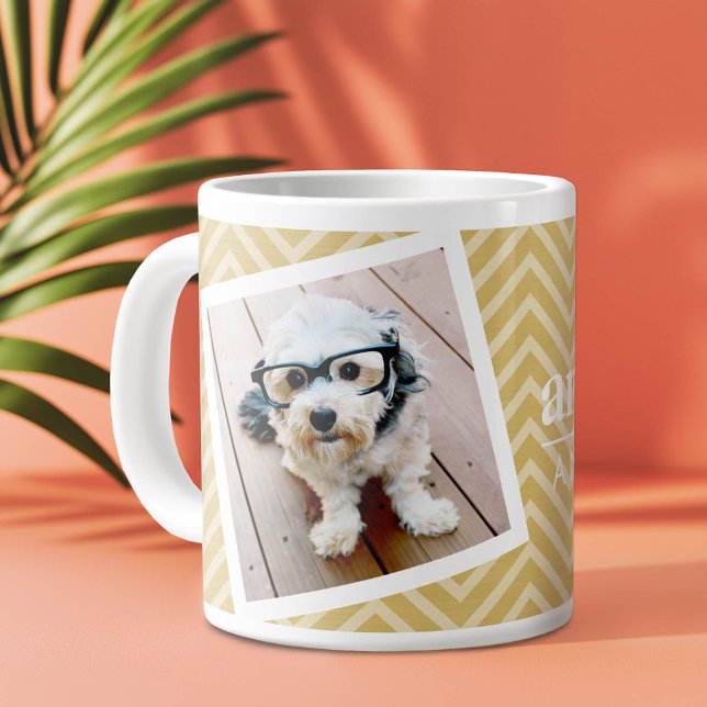 Foto med Guld Chevron Mönster och eget namn Jumbo Mugg (Custom Photo Mug)