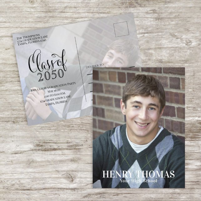 Foto Modern Enkel Minimalistisk Två Foto Vykort (Stylish script grad announcement with refined modern layout.)