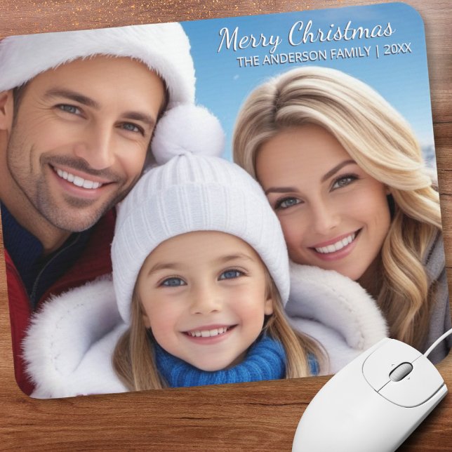 Foto Namn År Anpassad Modern God Jul Musmatta (A festive 'Merry Christmas' mouse mat for you to personalize with your own photograph and name)