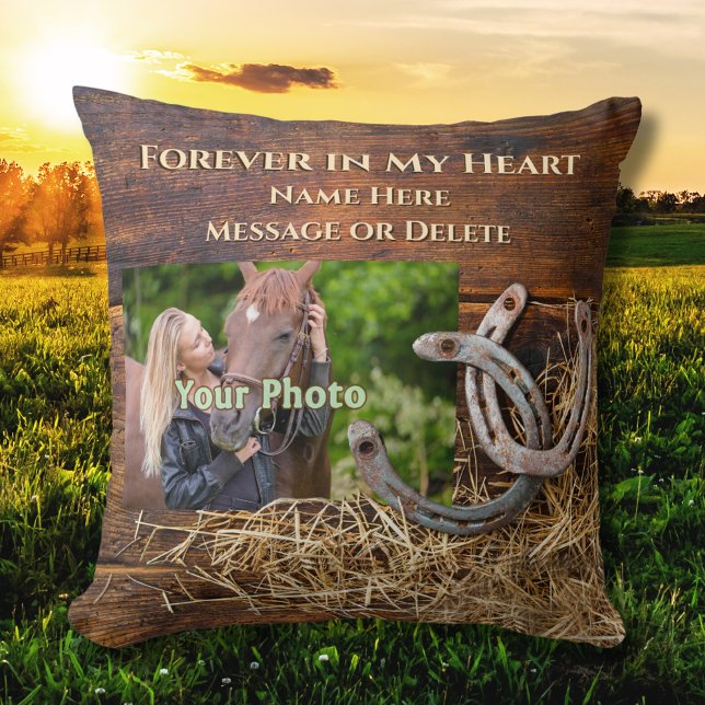 Foto och Personlig, presenter för hästar Kudde (Horse Memorial Gifts. Horse memorial pillow with your horse photo. Sympathy gifts for horse lovers.)