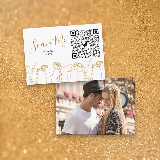 Foto Online RSVP QR-kod Guld Vildblomma Skiss Tilläggskort (QR Code RSVP Enclosure Card with Photo in White & Gold, from my Wildflower Sketch collection)