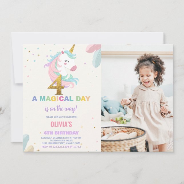 Foto på 4e födelsedagen Unicorn Birthday-inbjudan Inbjudningar (Framsida)