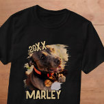 Foto på Anpassningsbarna Pet-fil för modern, uppsp T Shirt<br><div class="desc">Den här enkla och klassiska designen består av serif-typografi och lägger till en anpassningsbar foto av ditt sällskapsdjur.</div>