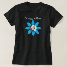 Foto på Cute Hund på Söt Blue Flower Morsa T Shirt