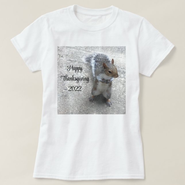 Foto på Cute Little Squirrel med Fluffy Svan T Shirt (Design framsida)