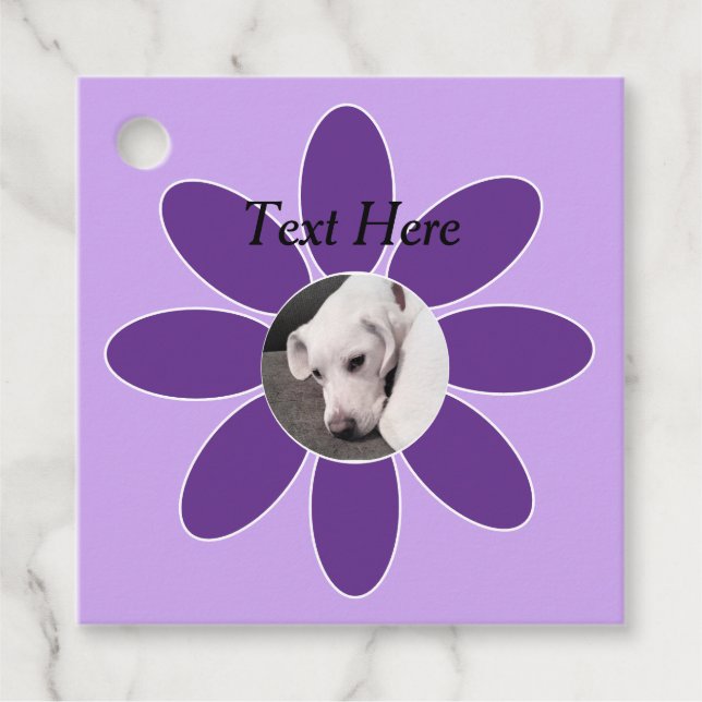 Foto på Cute Puppy Hund i Lila Flower Ram Gåvor Etiketter (Framsida)