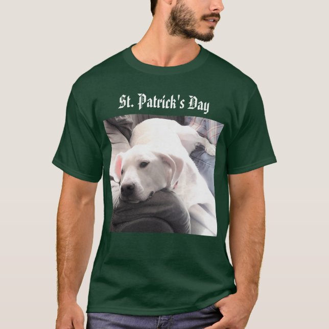 Foto på Cute Tired White Hund med bästa vän Pappa T Shirt (Framsida)